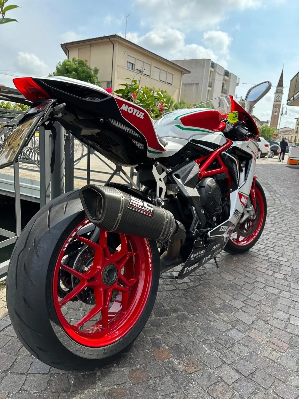 MV Agusta F3 800 RC (2018) (2)