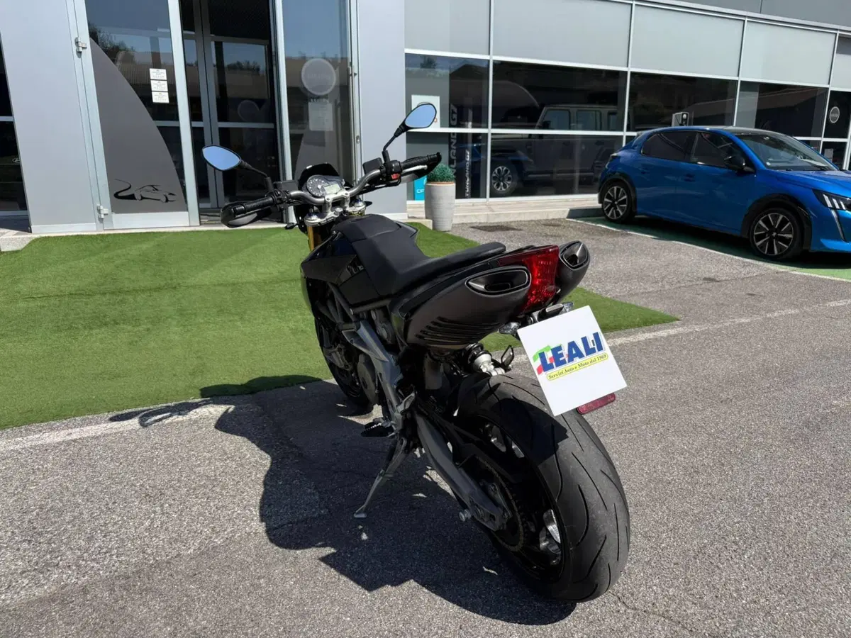 Aprilia Dorsoduro 750 (2009 - 14) (14)