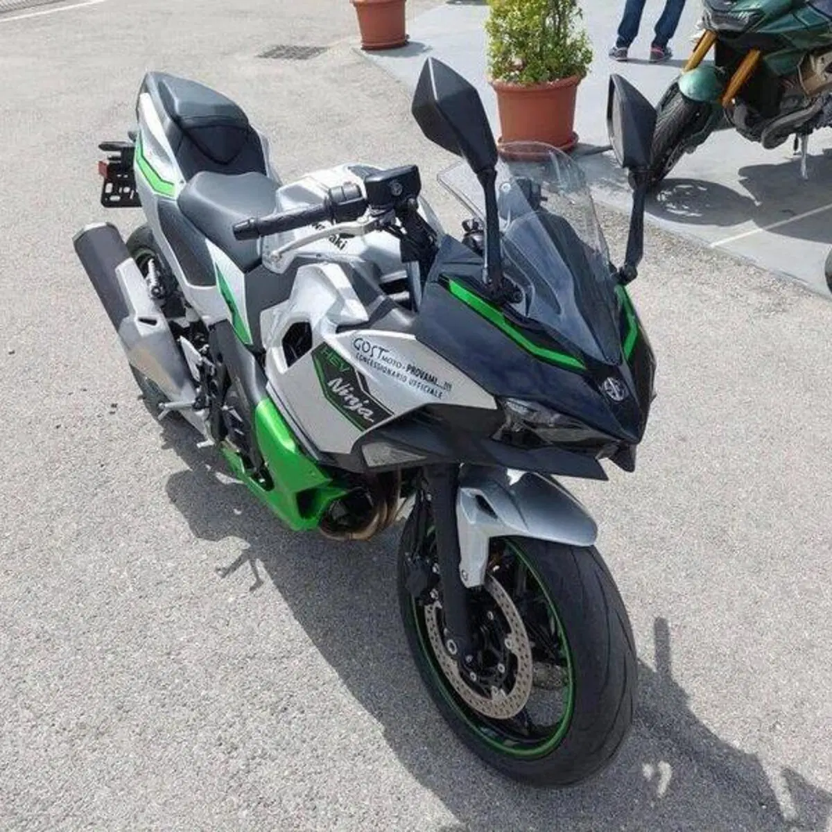 Kawasaki Ninja 7 Hybrid (2024 - 26) (12)