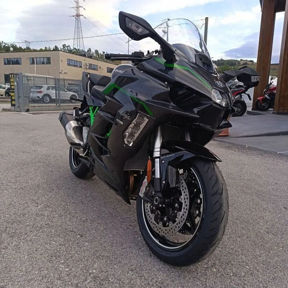 Kawasaki Ninja H2 SX SE (2023 - 26) (3)