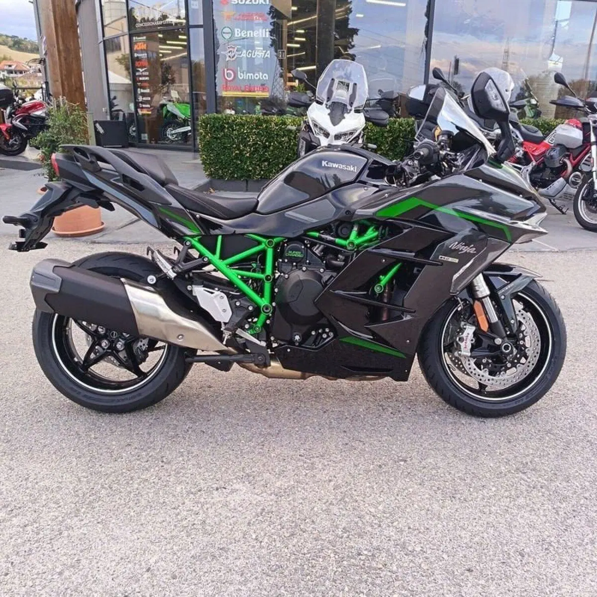 Kawasaki Ninja H2 SX SE (2023 - 26) (5)