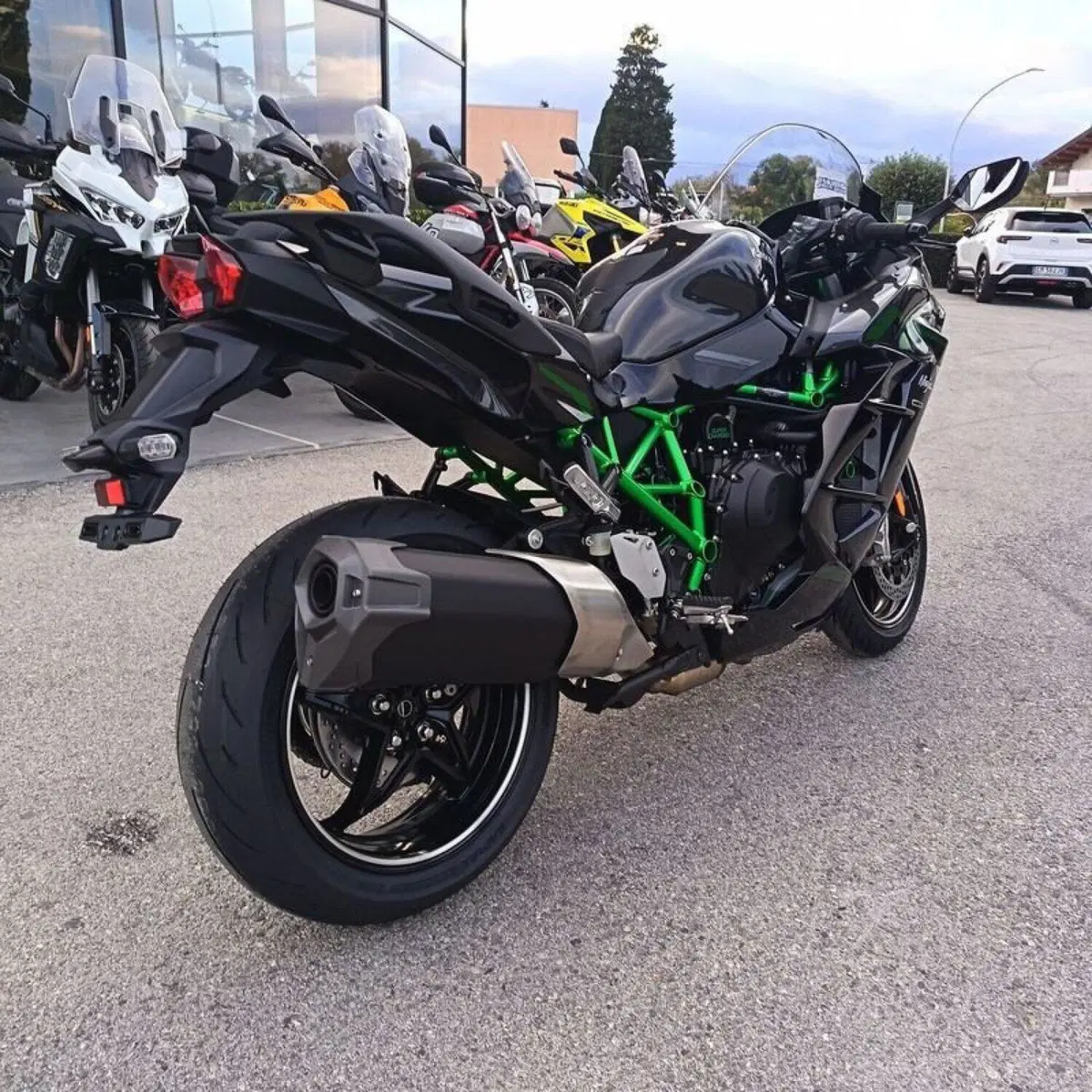 Kawasaki Ninja H2 SX SE (2023 - 26) (8)
