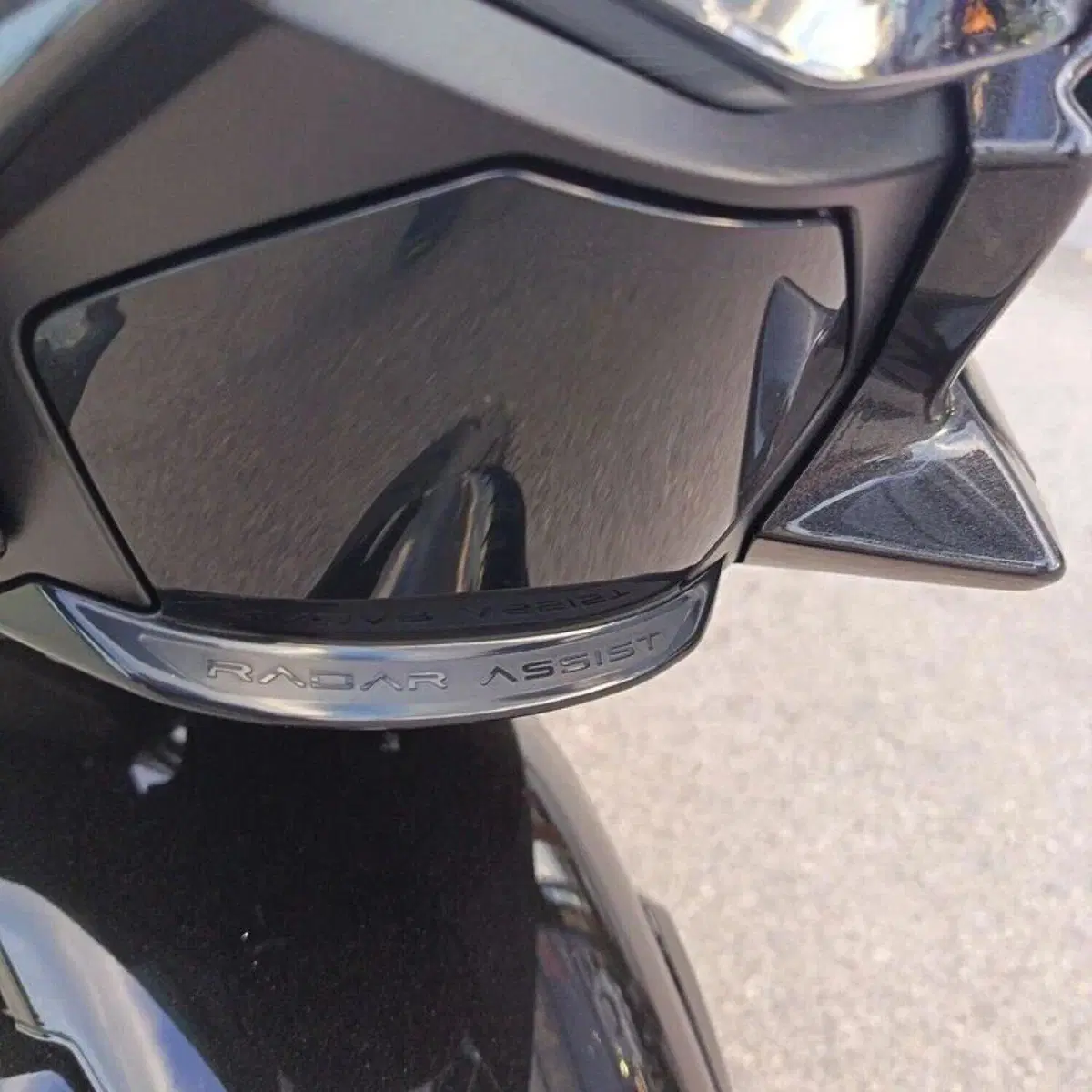 Kawasaki Ninja H2 SX SE (2023 - 26) (10)