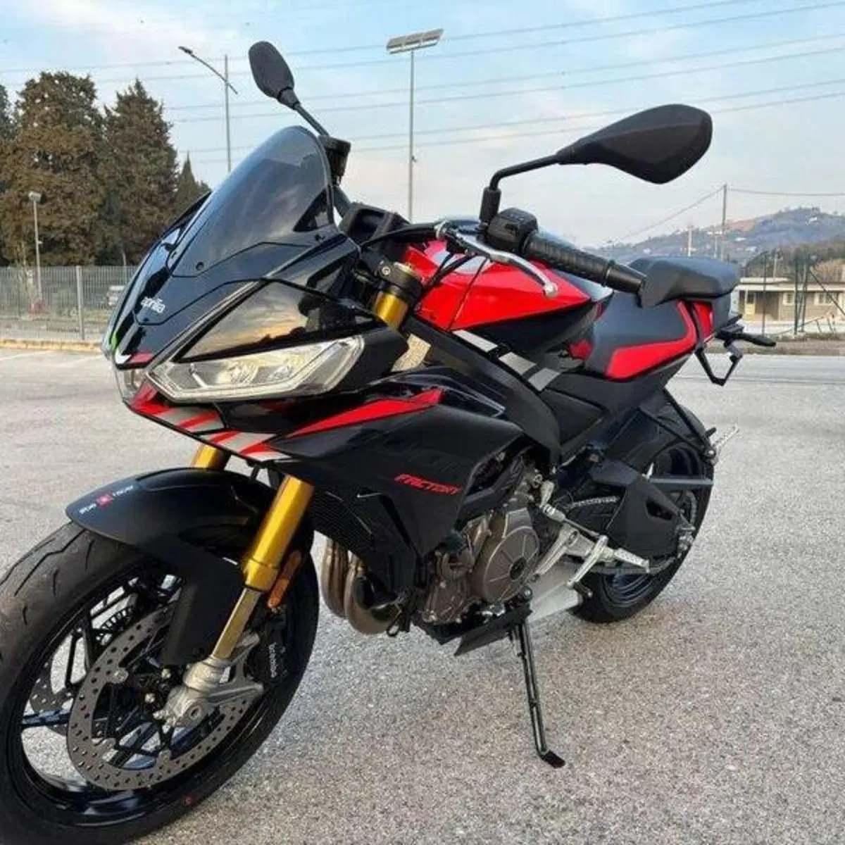 Aprilia Tuono 660 Factory (2025 - 26) (7)