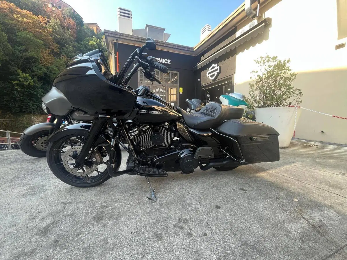 Harley-Davidson 114 Road Glide Special (2019 - 20) - FLTRXS