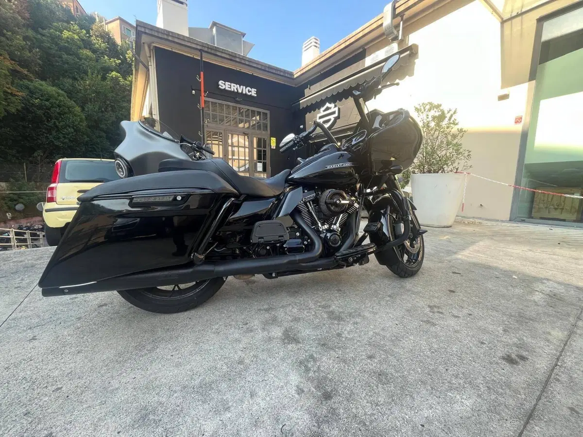 Harley-Davidson 114 Road Glide Special (2019 - 20) - FLTRXS (2)