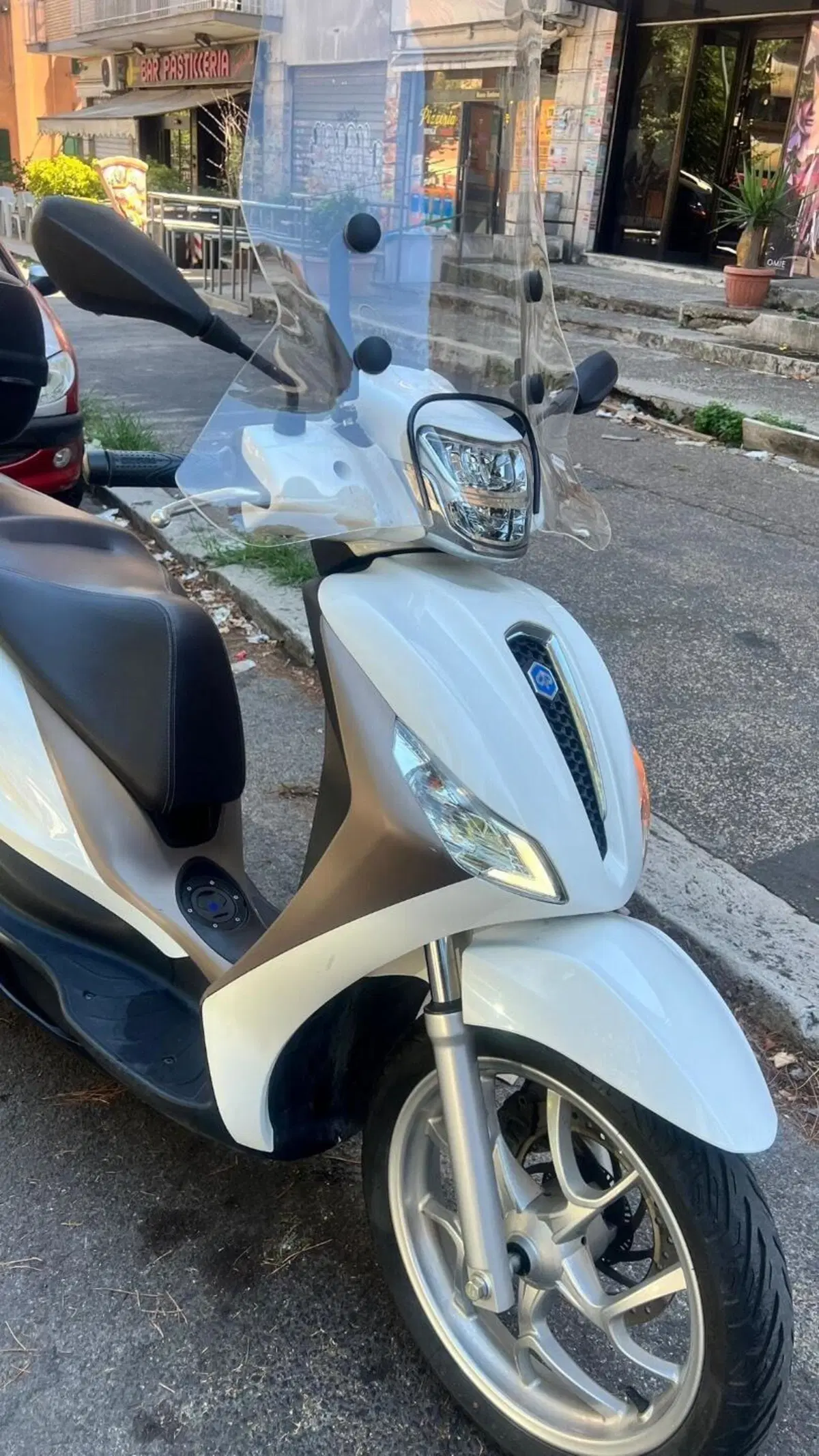 Piaggio Medley 150 ABS (2021 - 25) (3)