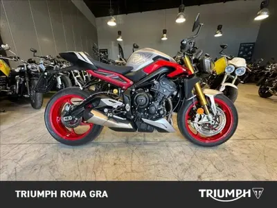 Triumph Street Triple 765 RX (2026) usata