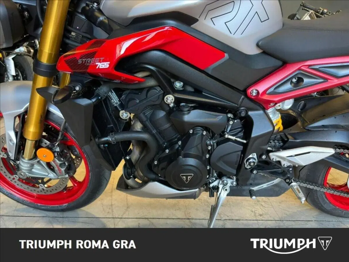 Triumph Street Triple 765 RX (2026) (9)
