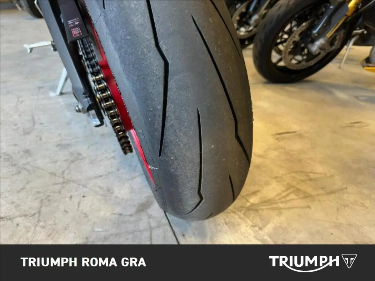 Triumph Street Triple 765 RX (2026) (19)