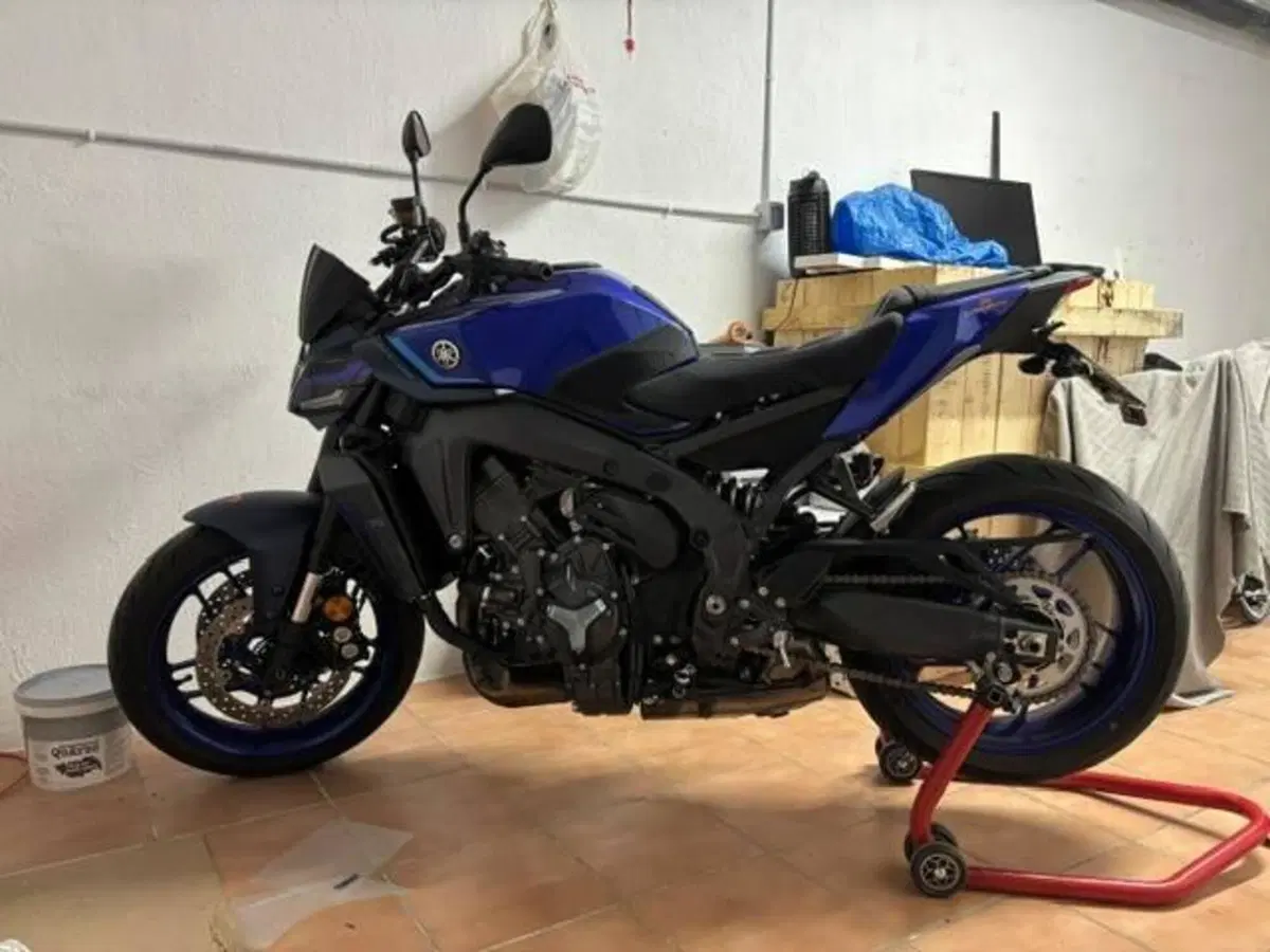 Yamaha MT-09 Y-AMT (2024 - 26) (4)