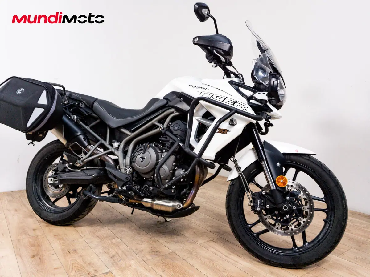 Triumph Tiger 800 XRx (2015 - 17) (2)
