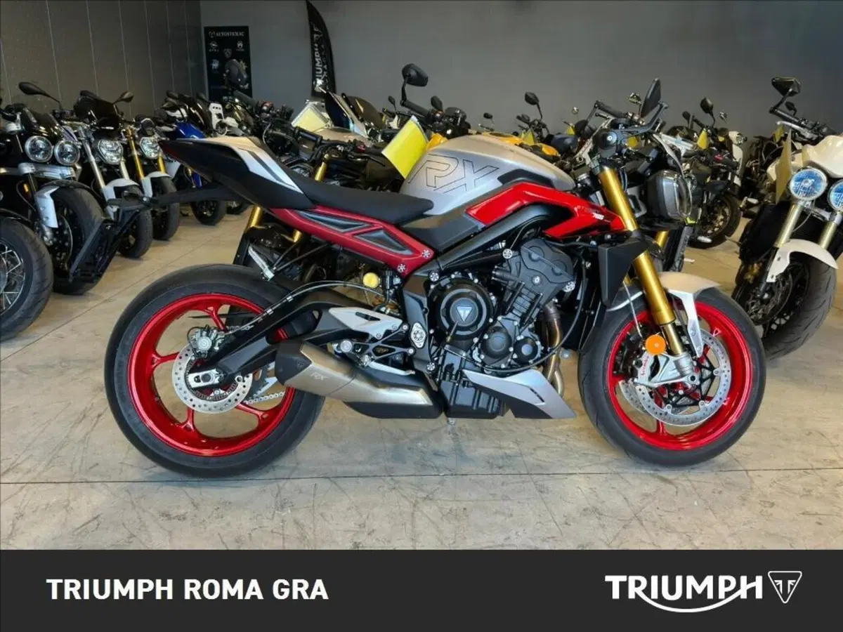 Triumph Street Triple 765 RX (2026)