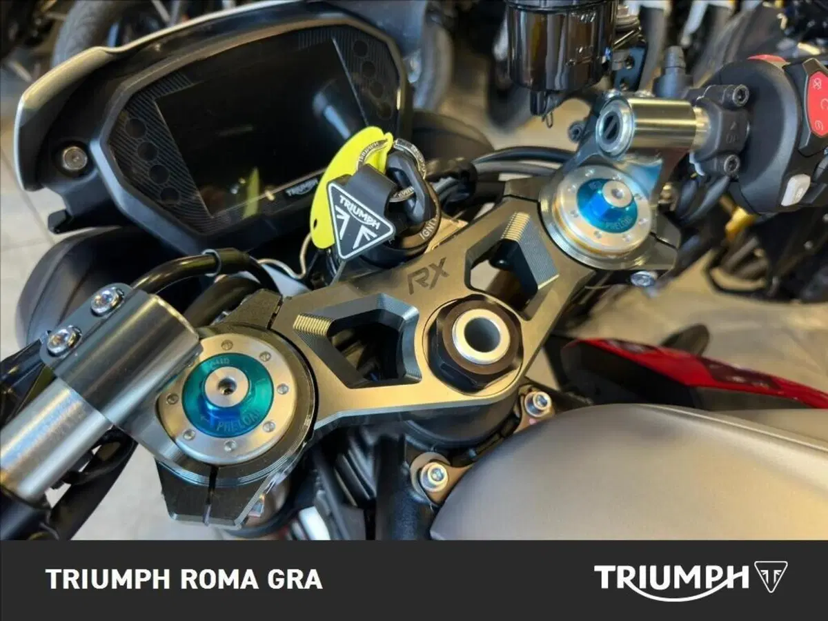Triumph Street Triple 765 RX (2026) (16)