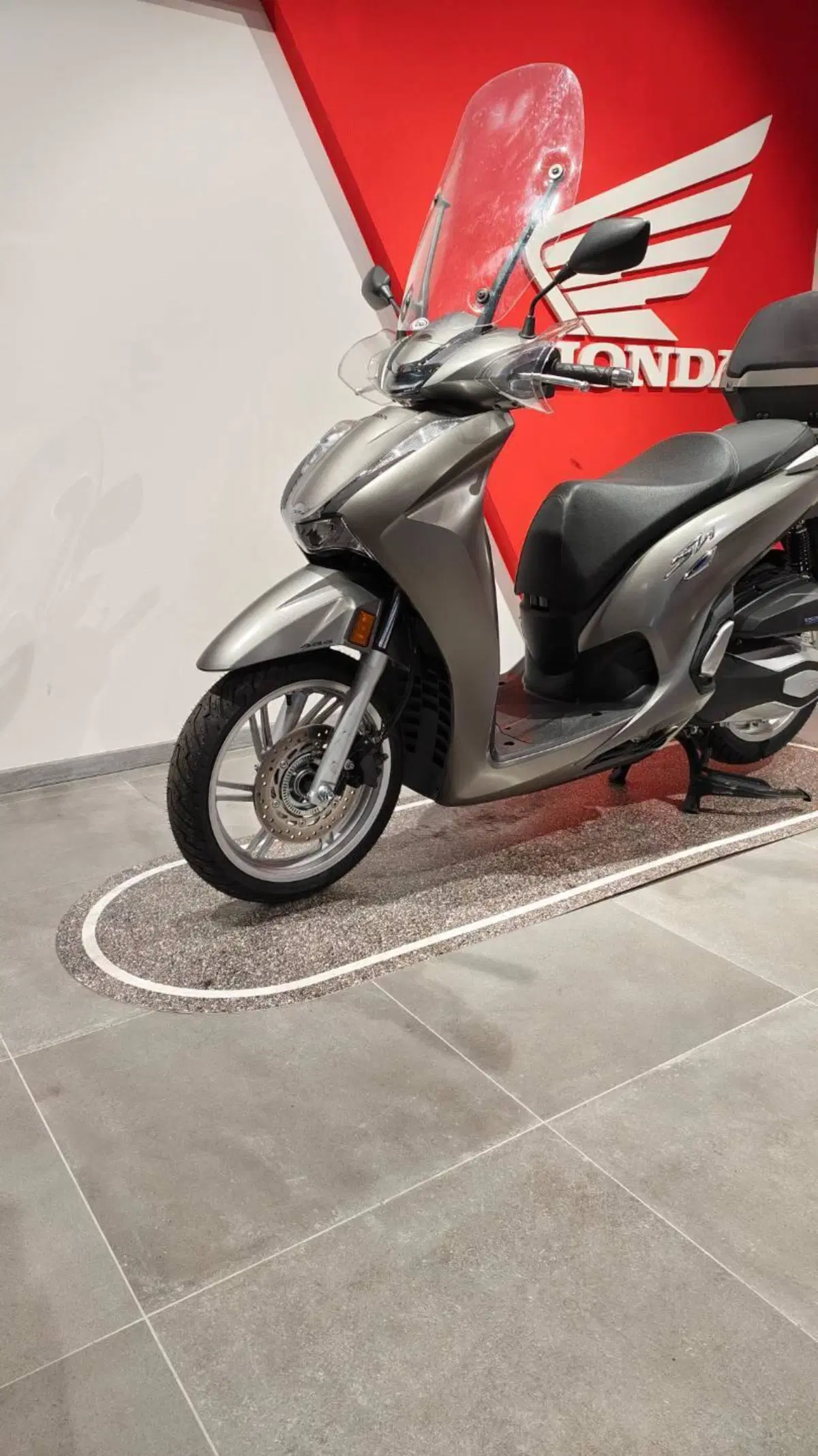 Honda SH 350 (2021 - 24) (4)