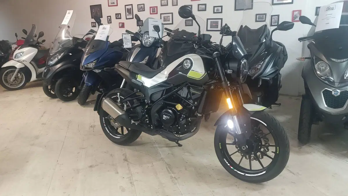 Benelli Leoncino 250 (2019 - 20)