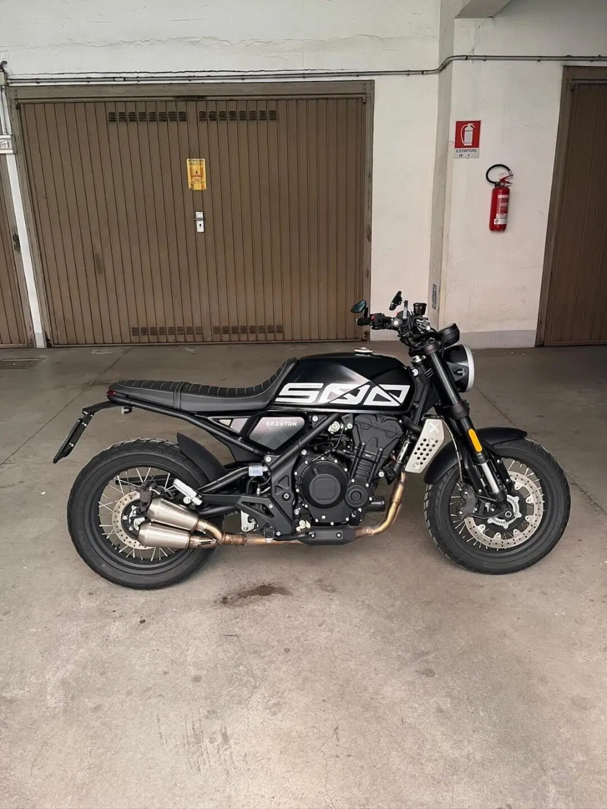 Brixton Motorcycles Crossfire 500 X (2021 - 26) (3)