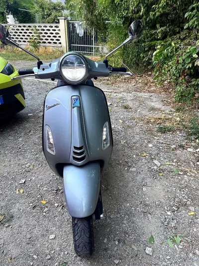 Vespa Primavera Elettrica 70 Tech (2024 - 26) usata