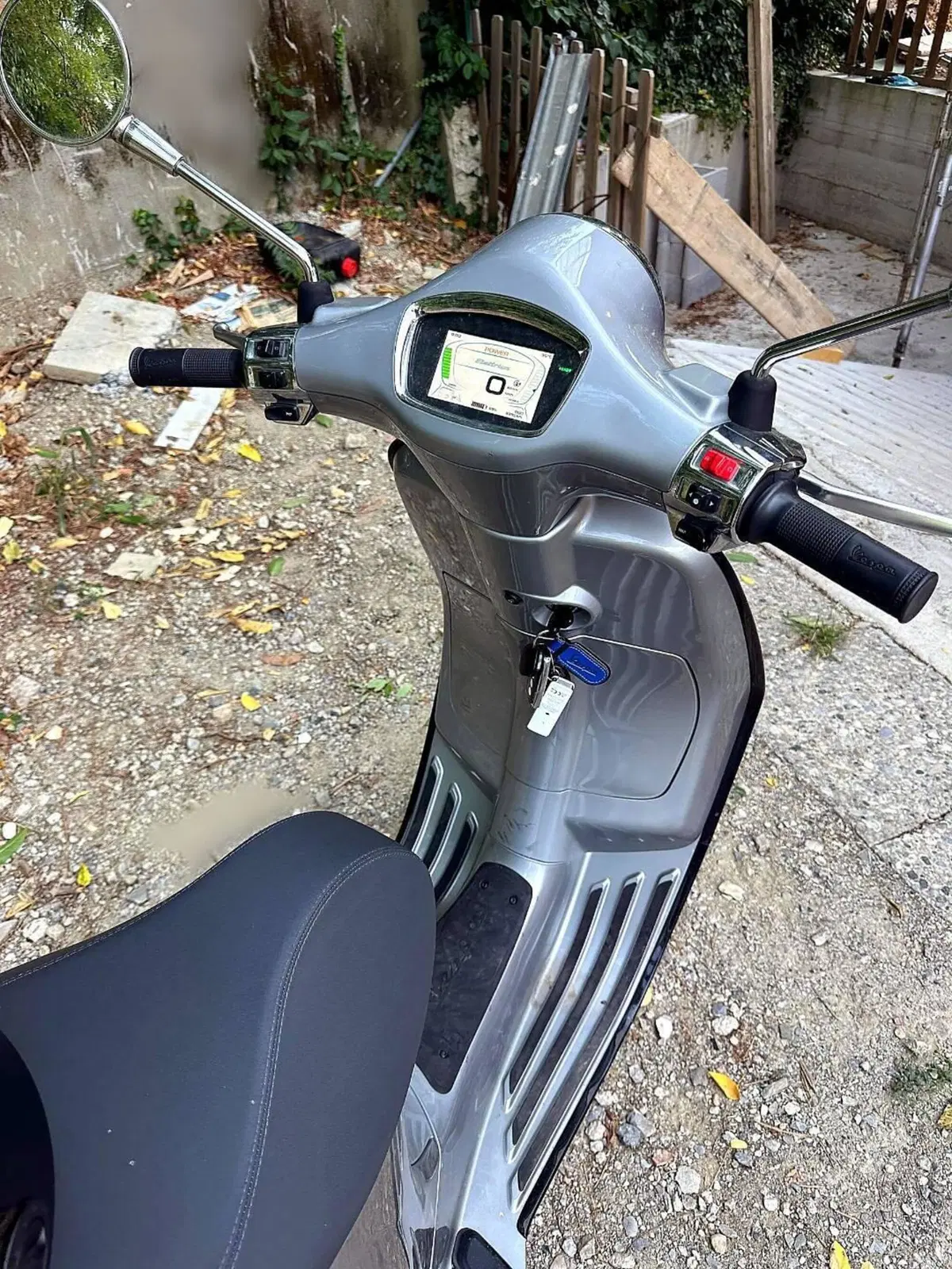 Vespa Primavera Elettrica 70 Tech (2024 - 26) (2)