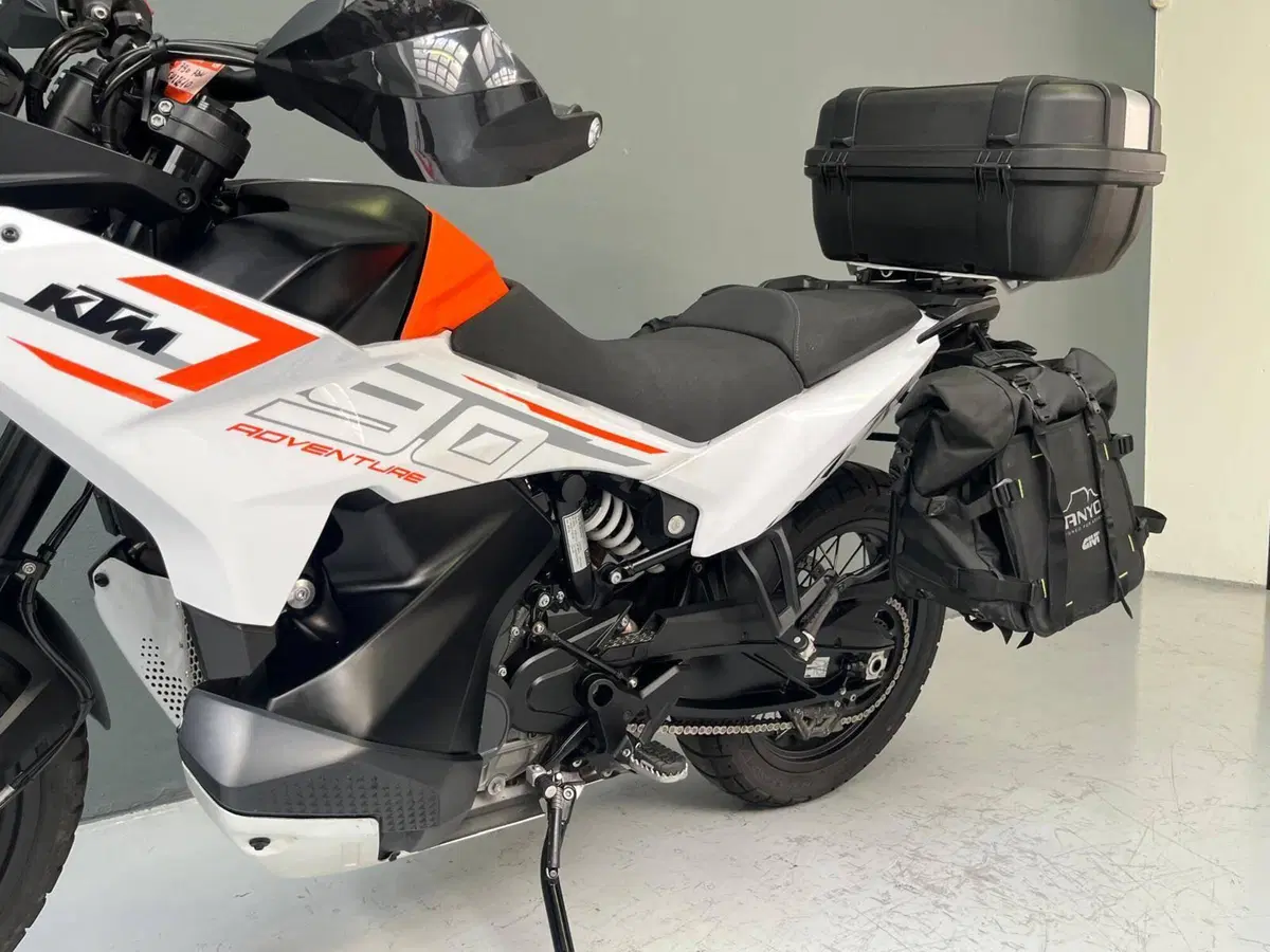 KTM 790 Adventure (2023 - 24) (4)