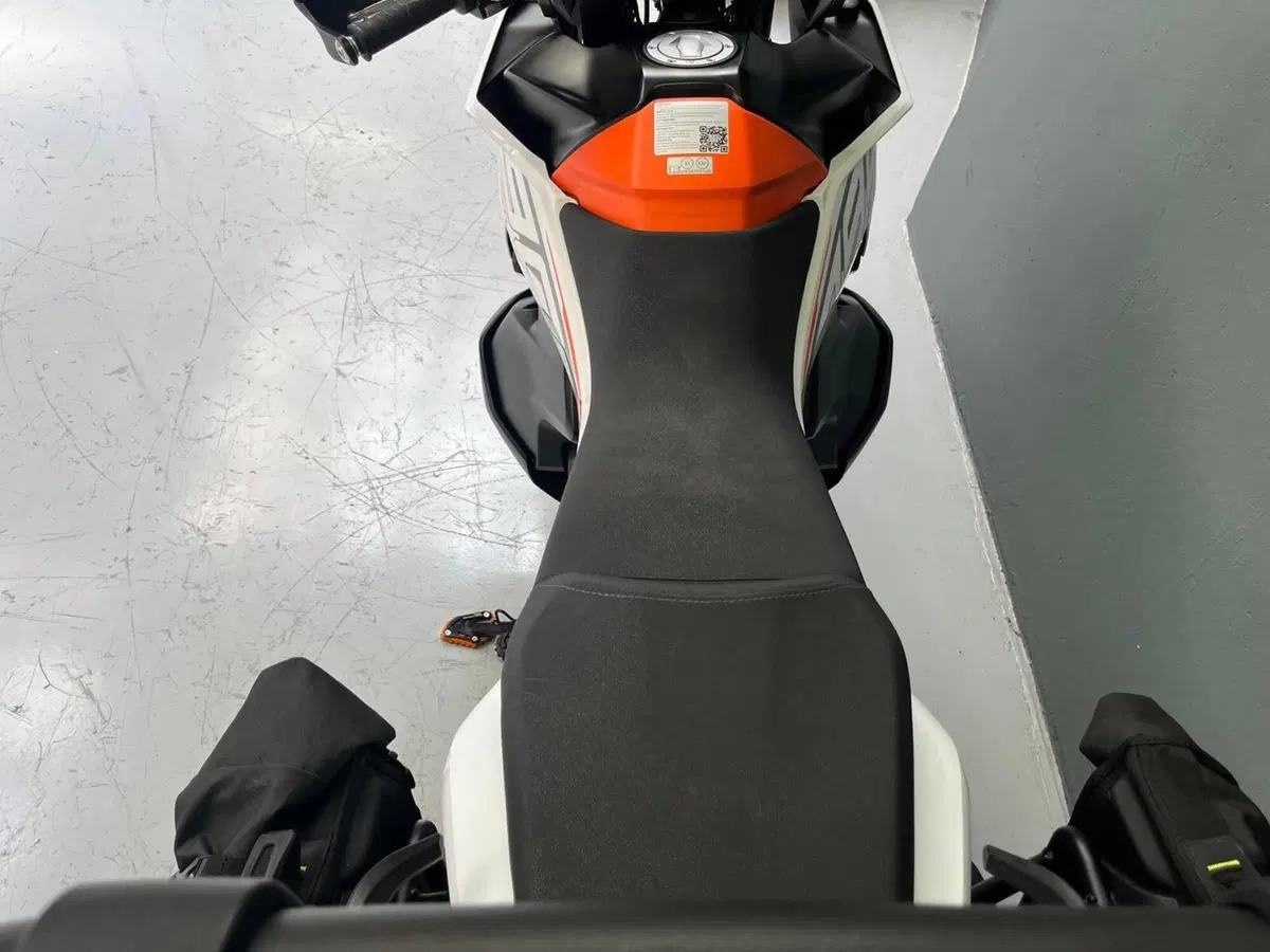 KTM 790 Adventure (2023 - 24) (8)