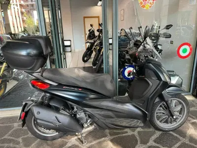 Piaggio Beverly 400 S ABS-ASR (2021 - 24) usata