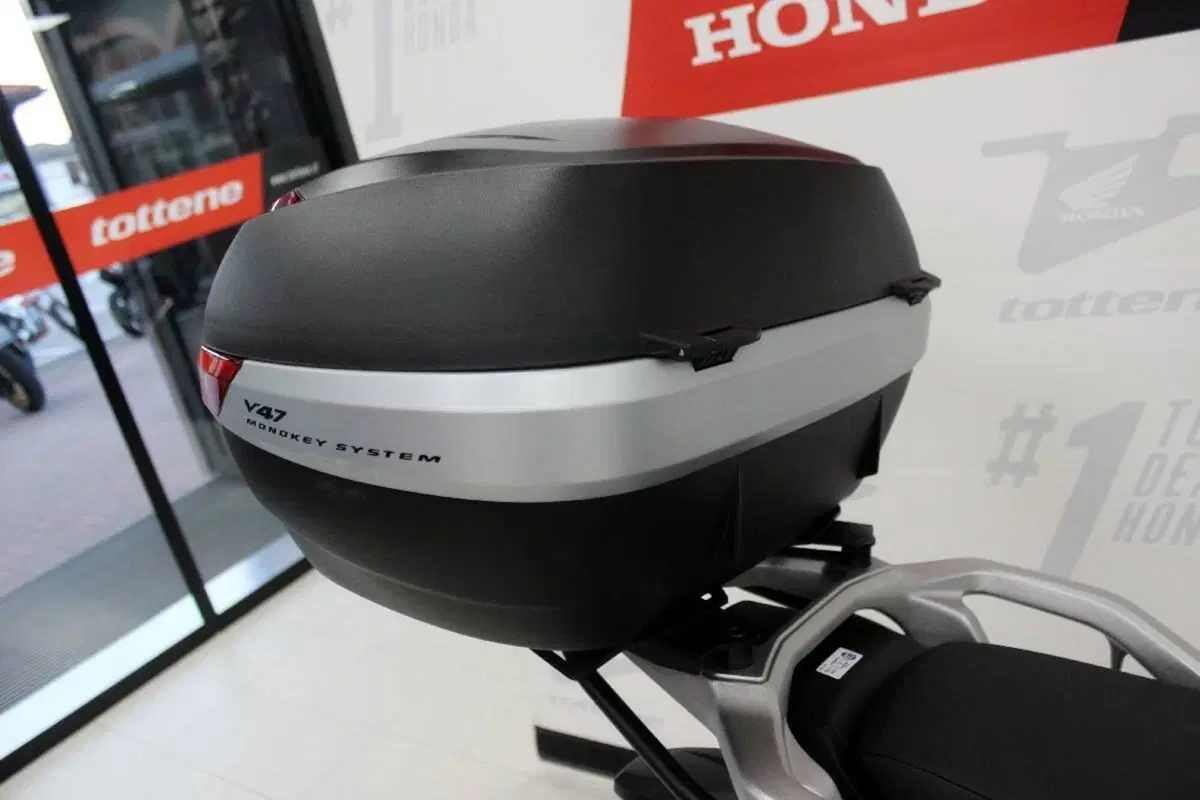 Honda Transalp XL750 (2025) (5)