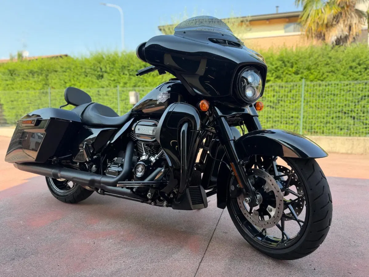 Harley-Davidson Road Glide Special (2021 - 23) (2)