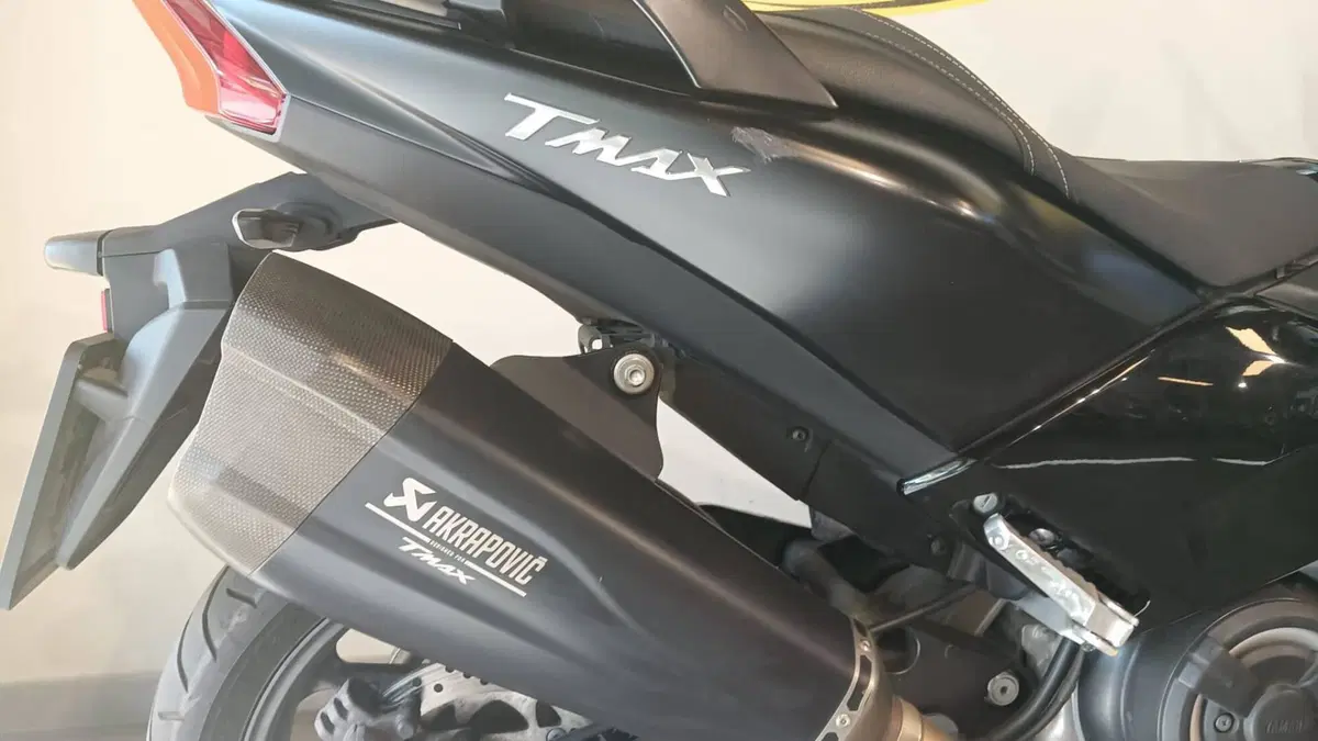Yamaha T-Max 530 DX (2017 - 19) (8)