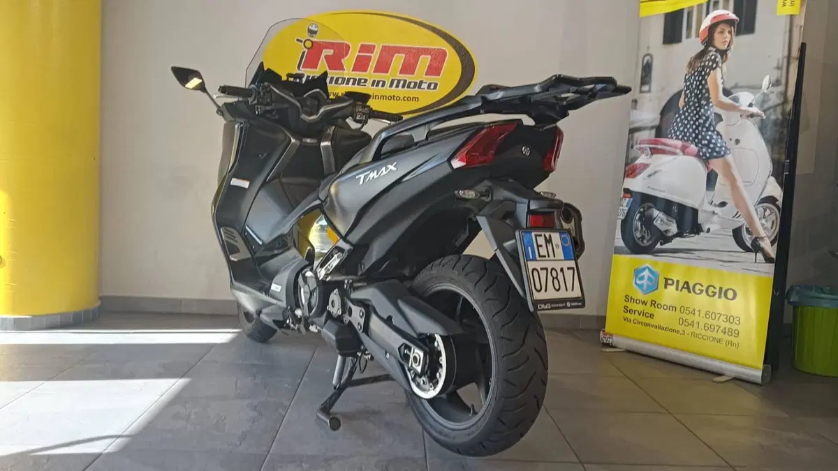 Yamaha T-Max 530 DX (2017 - 19) (5)