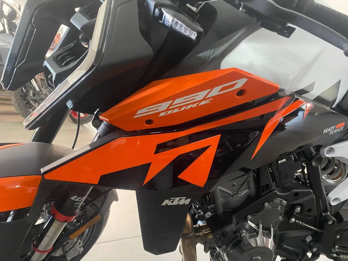 KTM 990 Duke (2024 - 26) (5)