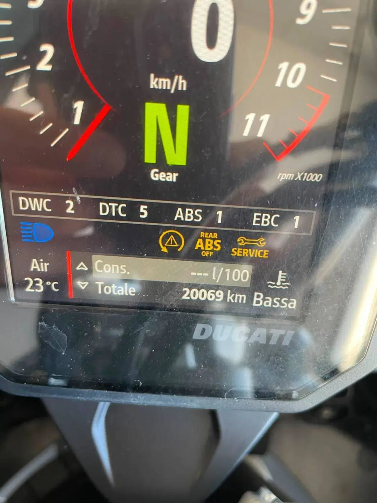 Ducati DesertX (2022 - 25) (4)