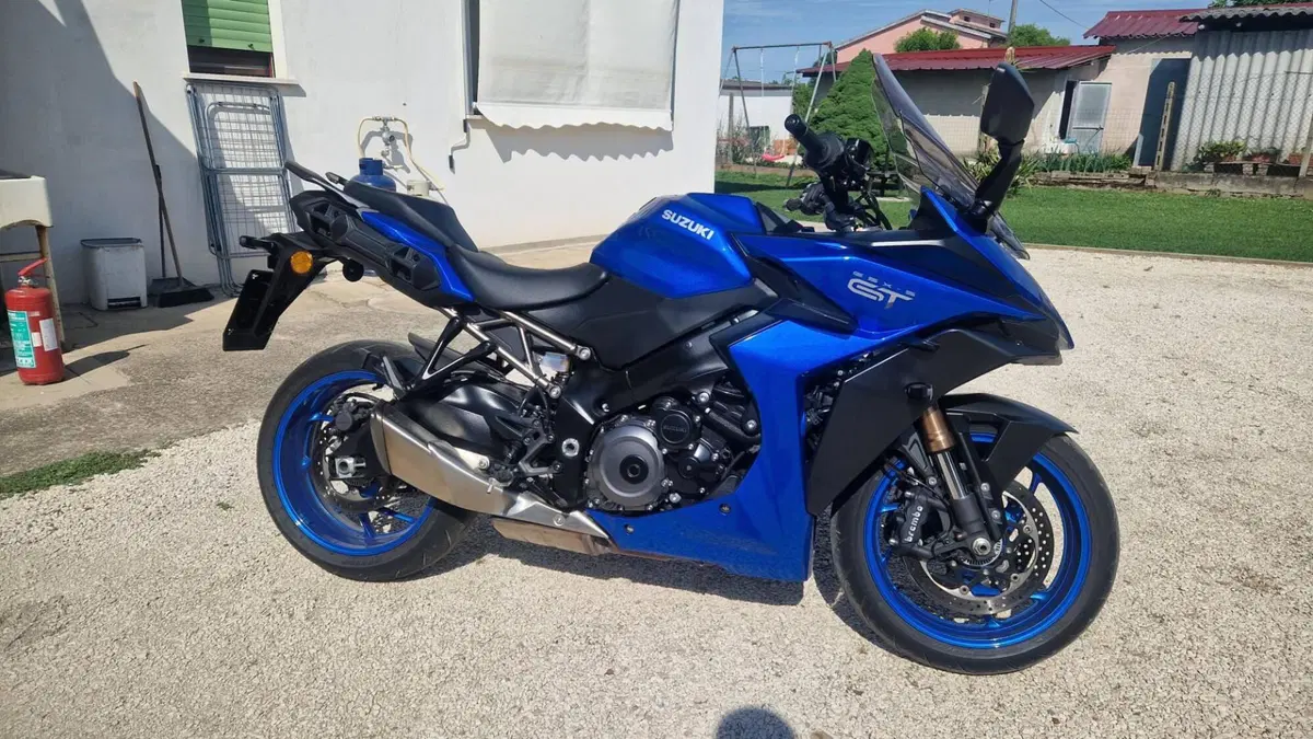 Suzuki GSX-S1000GT (2022 - 24) (2)