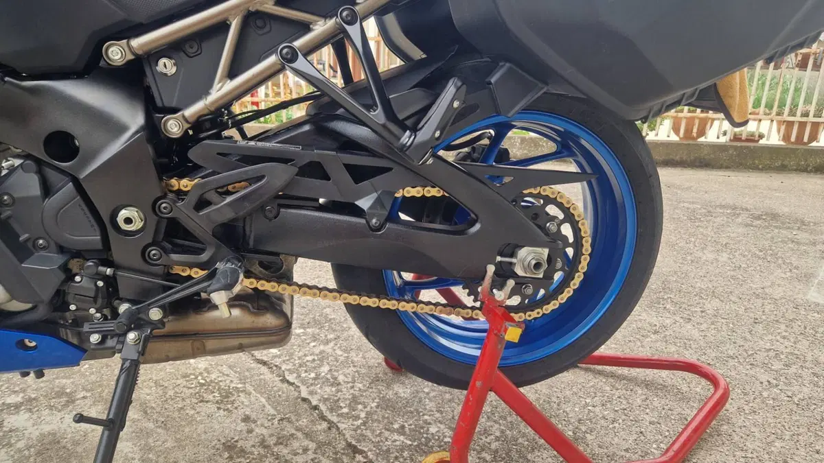 Suzuki GSX-S1000GT (2022 - 24) (9)