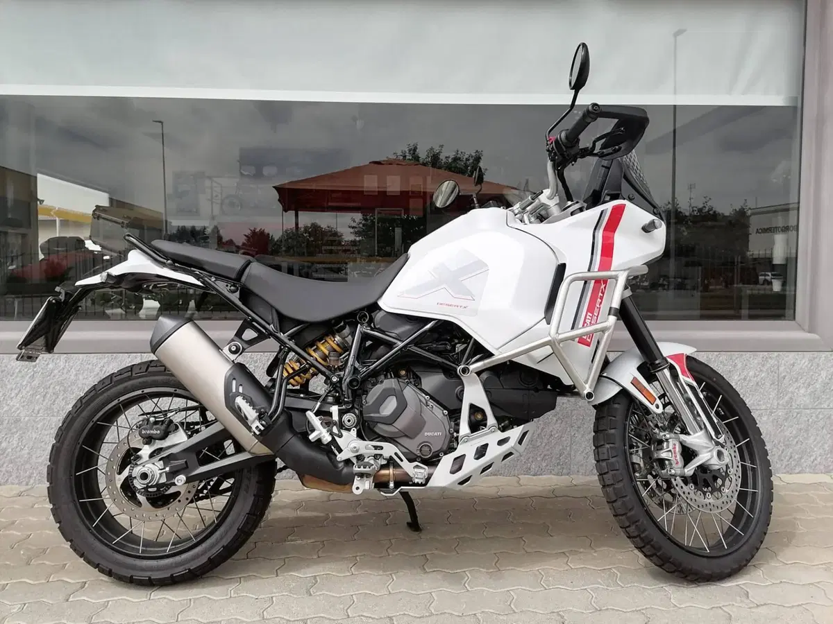 Ducati DesertX (2022 - 25)