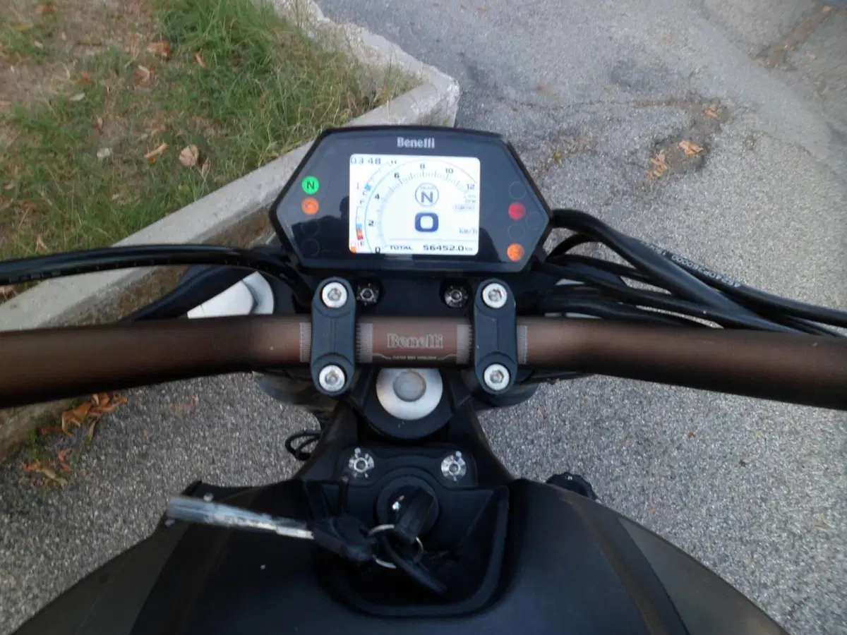 Benelli 502 C (2019 - 20) (6)
