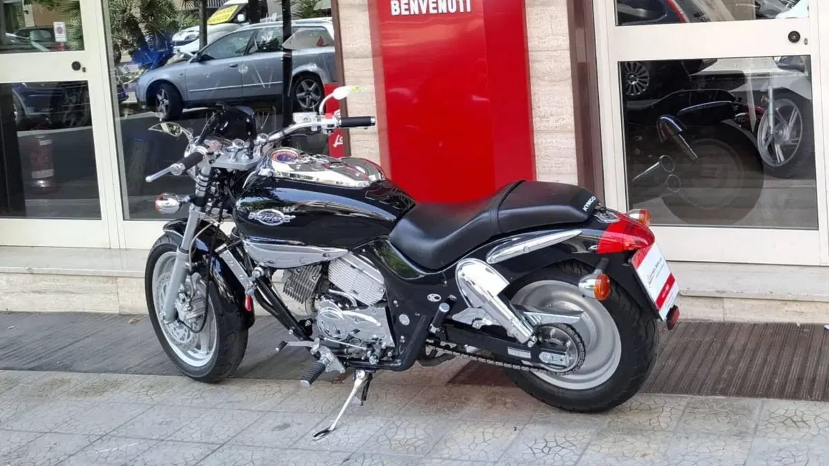 Kymco Venox 250i (2007 - 14) (10)