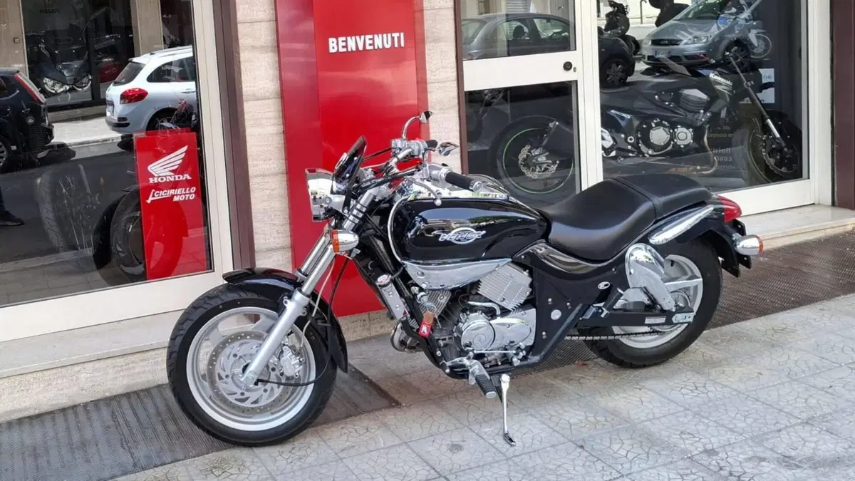 Kymco Venox 250i (2007 - 14) (11)