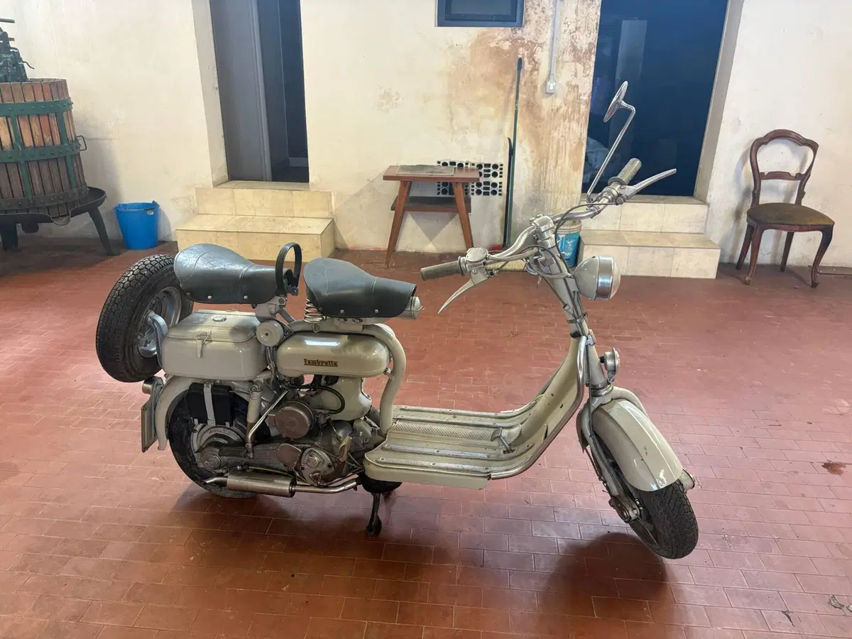 Innocenti Lambretta 150D (3)
