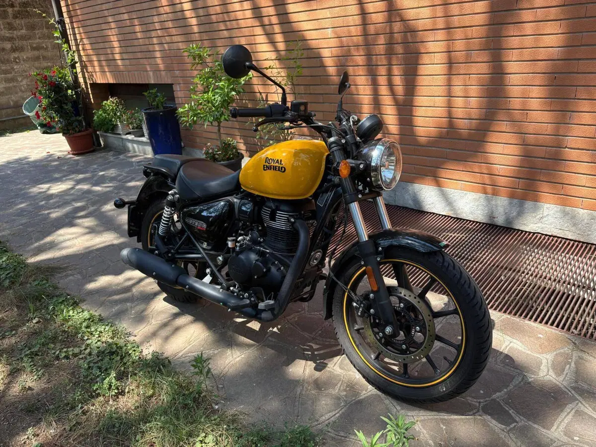 Royal Enfield Meteor 350 (2021 - 26) (3)