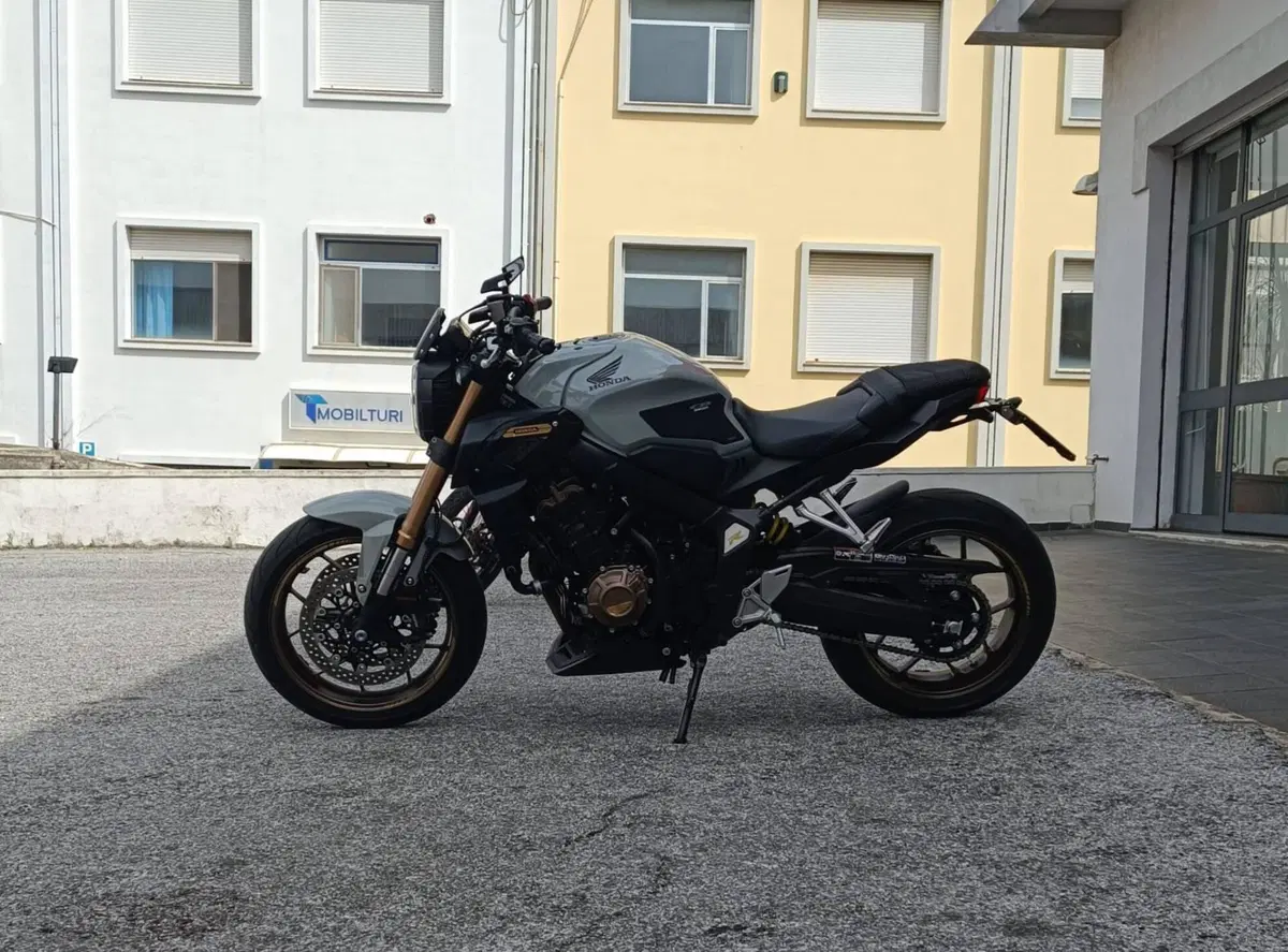 Honda CB 650 R (2021 - 23) (2)