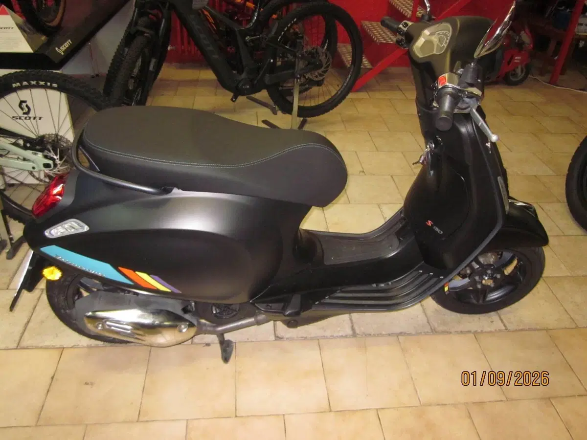 Vespa Primavera 150 S (2023 - 25) (5)