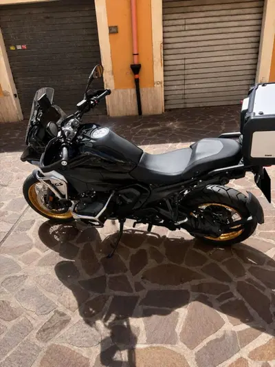 Bmw R 1300 GS Triple Black (2023 - 26) usata