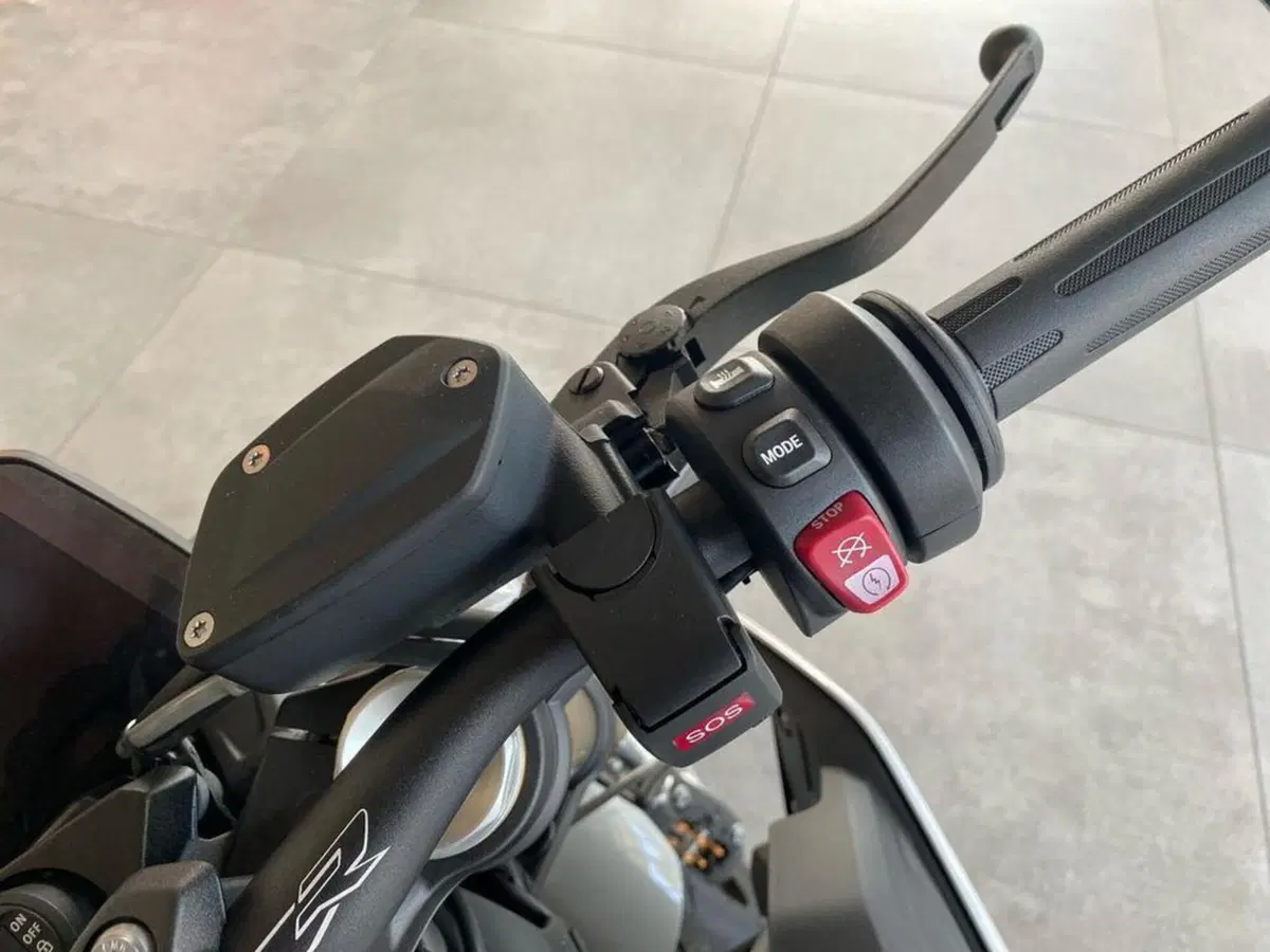 Bmw S 1000 R (2025 - 27) (8)