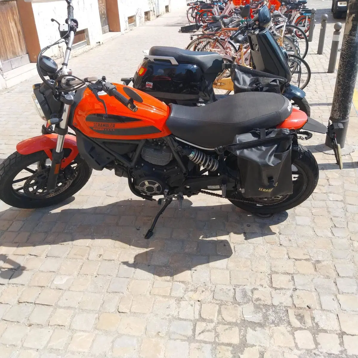 Ducati Scrambler 400 Sixty 2 (2016 - 21) (2)