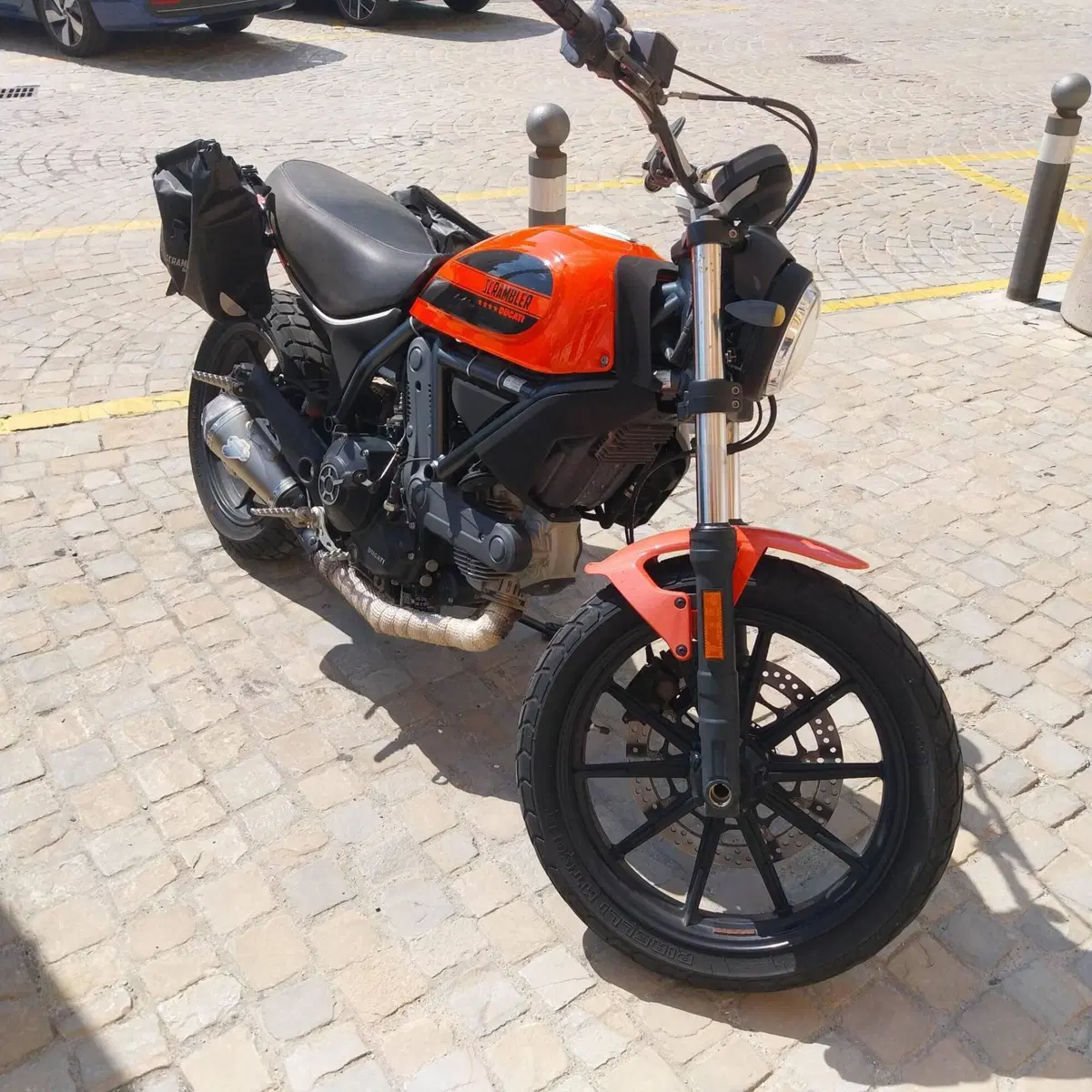 Ducati Scrambler 400 Sixty 2 (2016 - 21) (4)