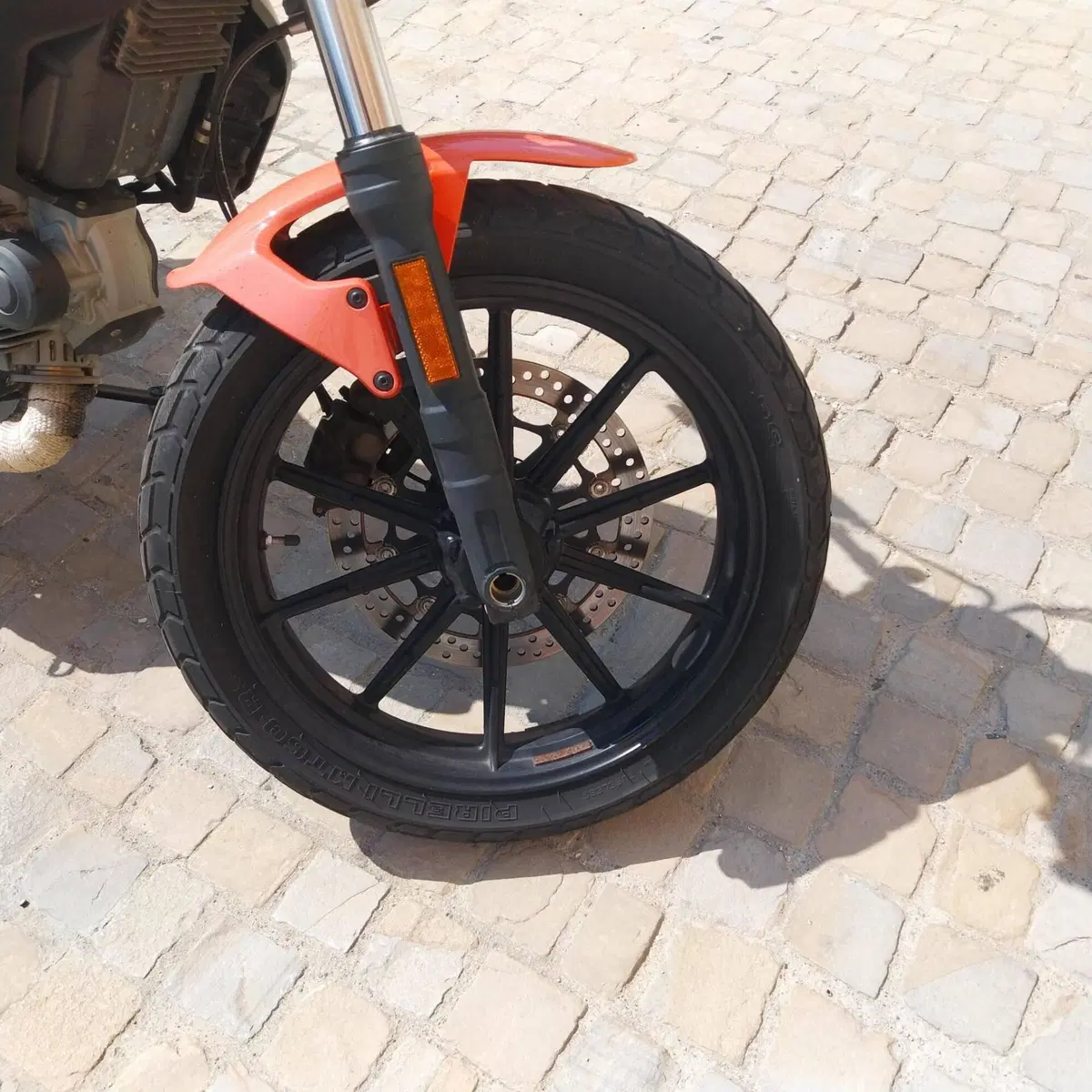Ducati Scrambler 400 Sixty 2 (2016 - 21) (5)