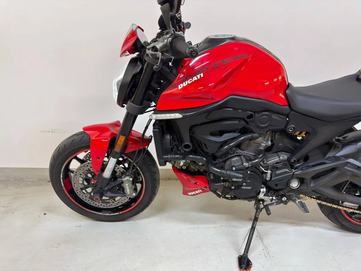 Ducati Monster 937 + (2021 - 25) (13)