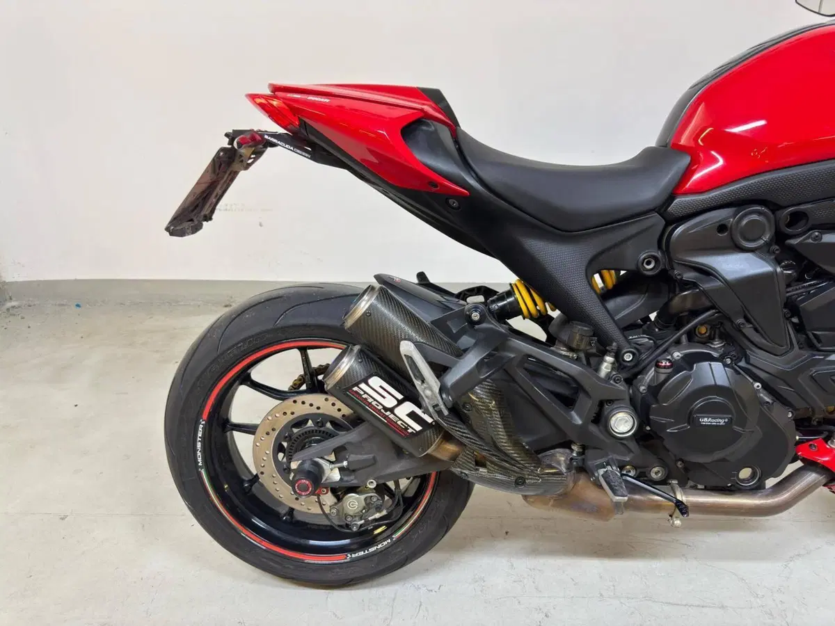 Ducati Monster 937 + (2021 - 25) (16)