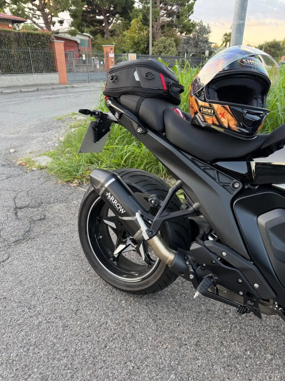 SCARICO ARROW INDY PRO RACE BLACK + ESCUSORE VALVO (6)
